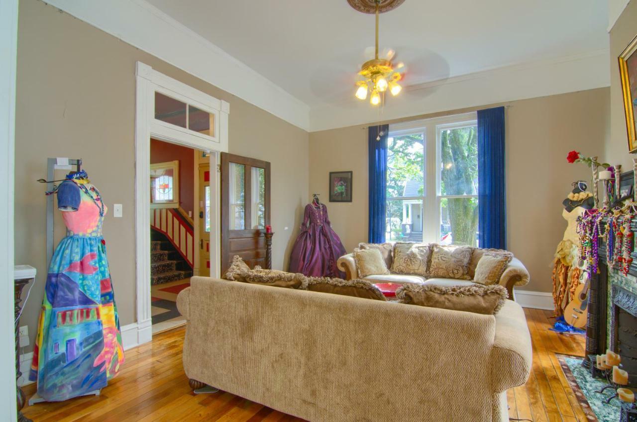 The Mardi Gras House Bed & Breakfast โมบิล ภายนอก รูปภาพ